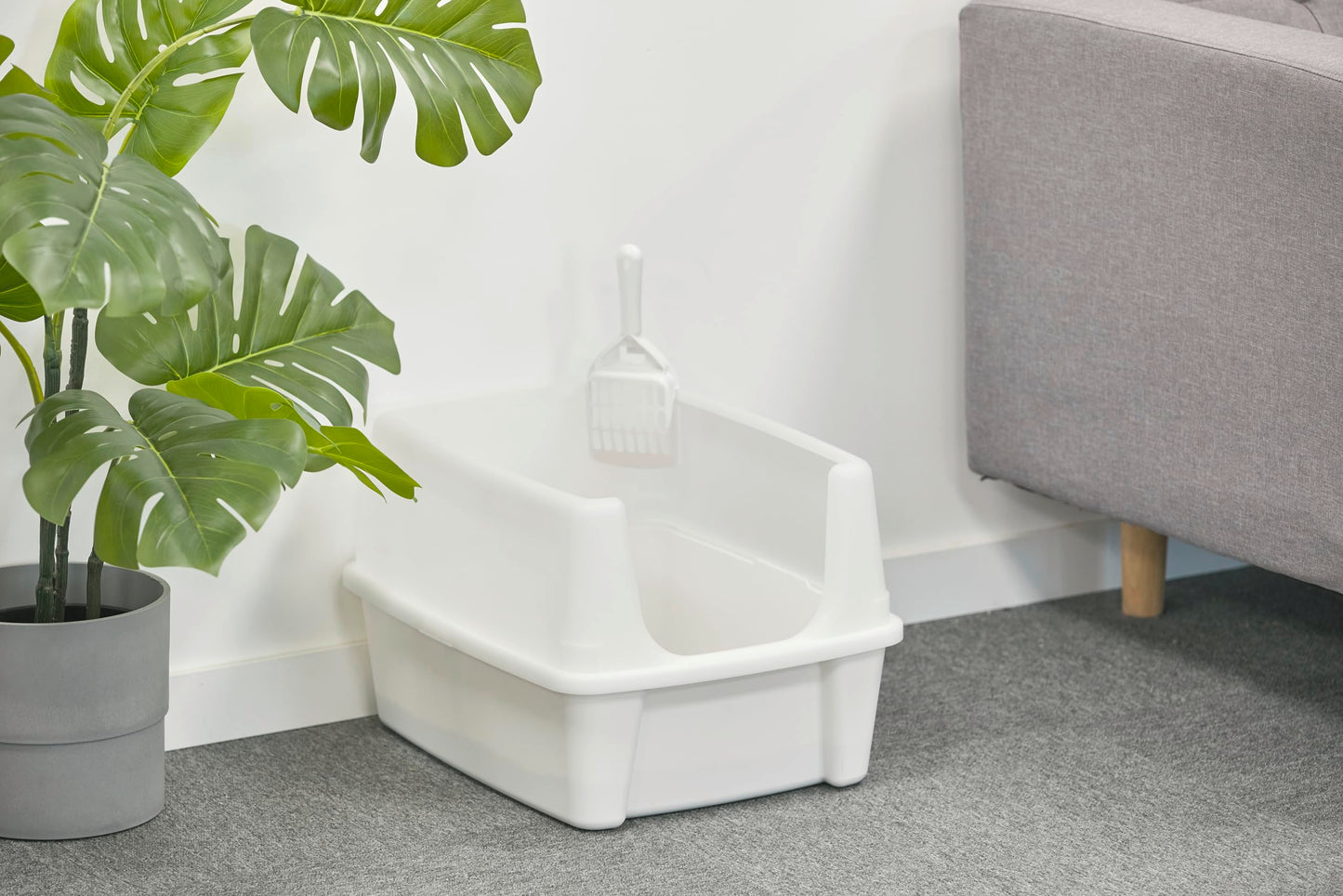 Iris Ohyama Cat Litter Tray with Scoop, Grey, Easy to Clean, Cat Litter Box, Detachable Spill Preventing Walls, For Kittens, Adult Cats, Rabbits, BPA Free, Open Top, Modern, CLH-12