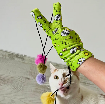 Mymeow Magic GLove, Cat teaser toy - Sayby’s Sanctuary 