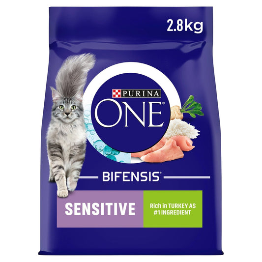 PURINA ONE | Dry Cat Food - Sayby’s